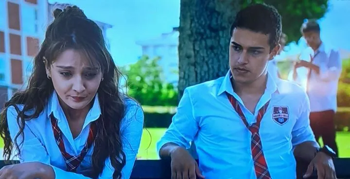 Ecem Çalhan und Kaan Mirac Sezen sind auf dem Weg, das neue Lieblingspaar der TV-Serie zu werden!
