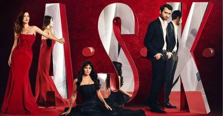 Die Serie A.Ş.K. bringt Hazal Kaya und Kaan Urgancıoğlu zusammen. Es debütiert in Spanien!