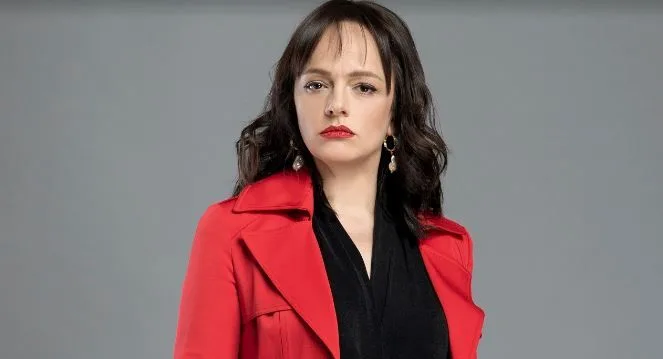 Wer ist Selen Uçer? Woher kommt sie – Größe – Alter – Fernsehserie – Familie