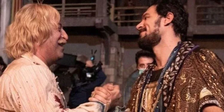 Über die Erşan Kuneri-Serie wurde viel gesprochen! Uraz Kaygılaroğlu brachte die Serie mit den Details von Cem Yılmaz zurück auf die Tagesordnung!