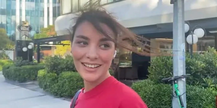 Hazal Filiz Küçükköse, die bei der TV-Serie Zengin Kız unterschrieben hat, wird großen Druck auf ihr spüren!