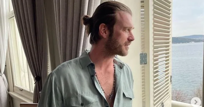 Das Datum, an dem Kıvanç Tatlıtuğ seine Fans auf Netflix treffen wird, wurde bekannt gegeben!