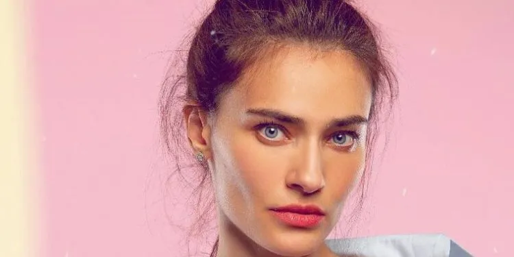 Nach 6 Jahren wird die Rückkehr von Saadet Işıl Aksoy zur TV-Serie wie eine Bombe einschlagen!