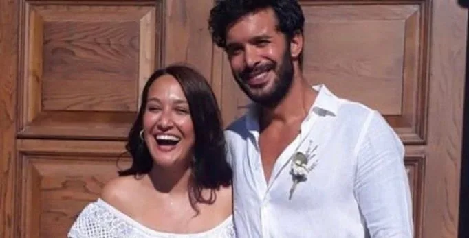 Gupse Özay zeigte das Gesicht ihrer Tochter, aber nur ein bisschen!