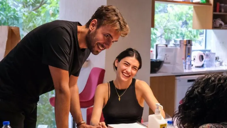 Show TV hat die explosivste Serie der neuen Staffel bekommen! Ulaş Tuna Astepe schulterte die große Last!