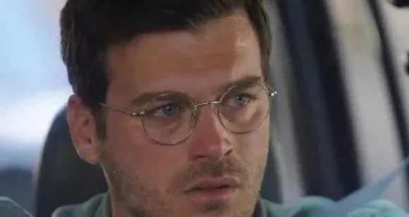 Kıvanç Tatlıtuğs Aşıklar Bayramı-Film auf Netflix veröffentlicht