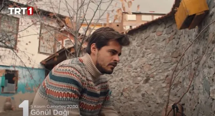 Berk Atan, der mit der Serie Gönül Dağı seinen Stern zum Strahlen brachte, ist auf dem Höhepunkt seiner Karriere!