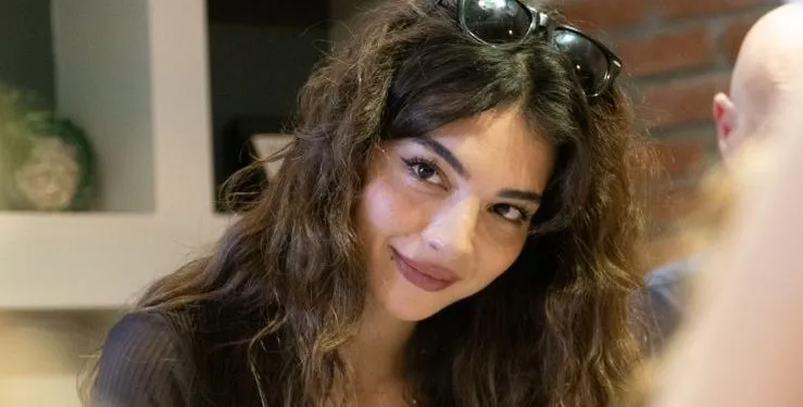 Melisa Aslı Pamuk, an die man sich mit Hayaller ve Hayatlar erinnert, wird ihre Fans eine nach der anderen überraschen!