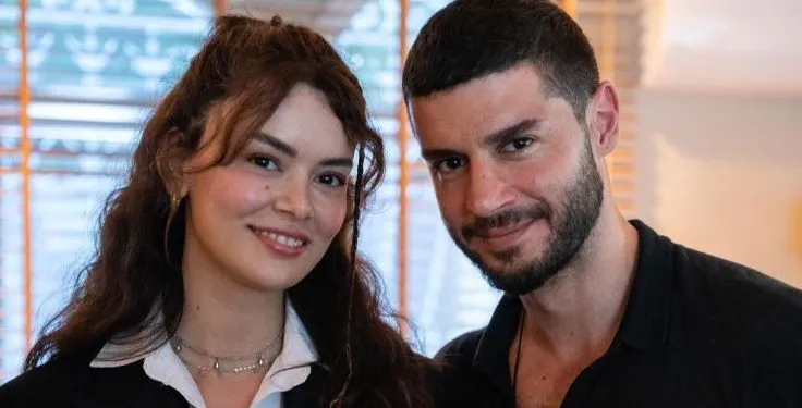 Bir Küçük Gün Işığı ist für Seray Kaya und Berk Oktay jetzt aussagekräftiger als eine TV-Serie!