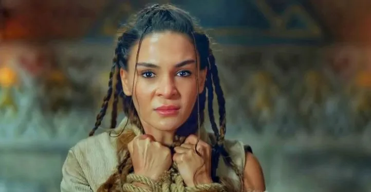 Ebru Şahin setzte mit ihrer neuen Projektentscheidung eine wichtige Botschaft für Fernsehserien!