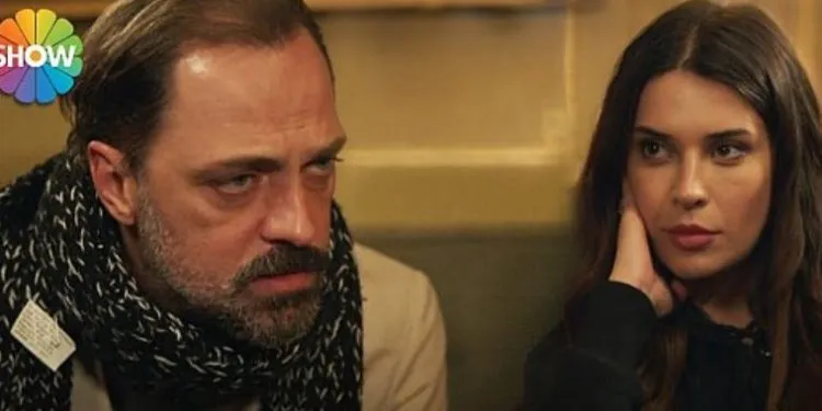 Großes Geständnis von Devrim Özkan! Die Bewunderung für Sadi in der Fernsehserie Gelsin Hayat Bildiği Gibi ist ansteckend!