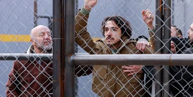 Gürberk Polat, der Eren der Mahkum-Serie, nahm an einer ganz besonderen Serie für seine Karriere teil!