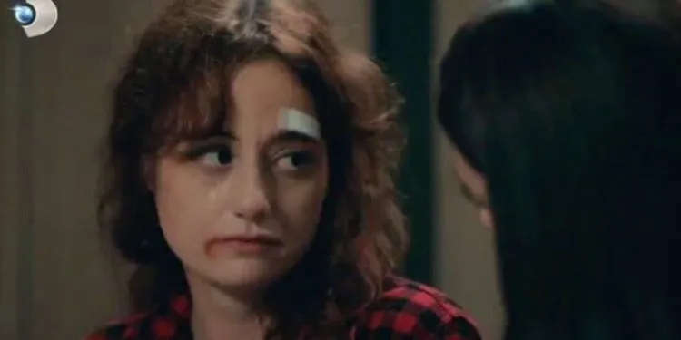 Was für ein Glück hat Nazlı Bulum, die als Nil in der Fernsehserie Sadakatsiz gefeiert wurde, über das neue Projekt!