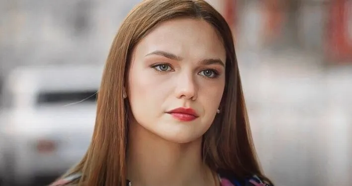 Nach der Kuzey Yıldızı-Serie sorgte Nilsu Berfin Aktaş mit Gelsin Hayat Bildiği Gibi für die wahre Explosion