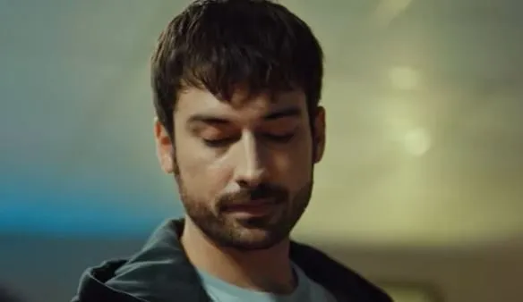 Alp Navruz sagte das Wort, das in der Serie Yürek Çıkmazı nicht gesagt werden sollte!