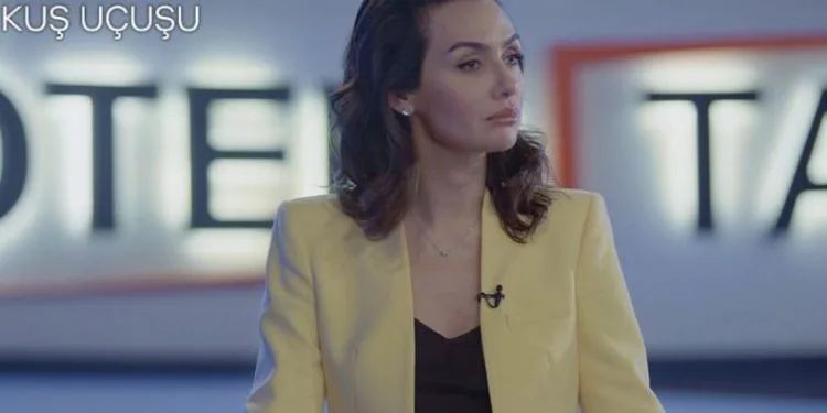 Alle werden in der zweiten Staffel von Kuş Uçuşu fassungslos sein! Auch Birce Akalay verhehlt keine Hennenüberraschung!