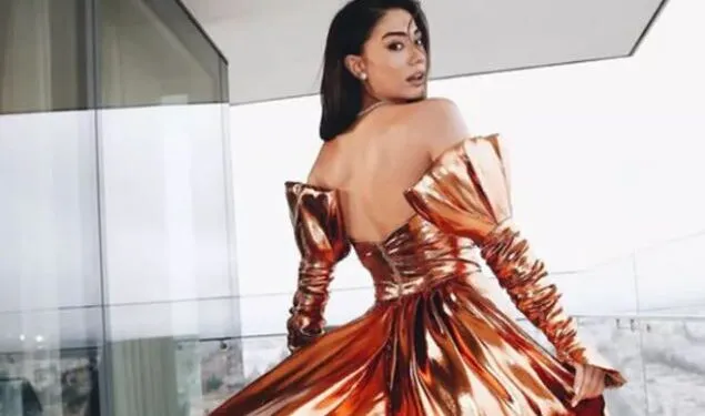 Demet Özdemir kann die Schwierigkeiten überwinden, ein Star zu sein!