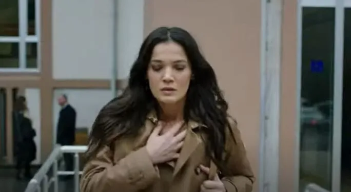 Während viele Schauspieler Angst haben, wie wohl fühlt sich Pınar Deniz mit der Serie Yargı!