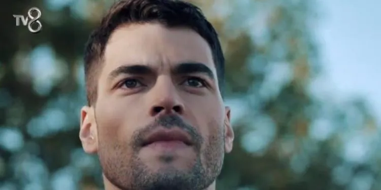 Onur Seyit Yaran, Akın Akınözü, Alp Navruz, Mert Ramazan Demir, Halil İbrahim Ceyhan … Der Beliebtheitswettbewerb männlicher Schauspieler