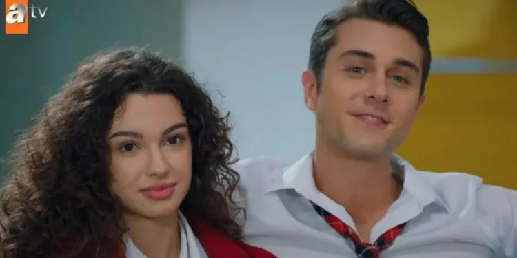 Su Burcu Yazgı Coşkun und Onur Seyit Yaran, die mit der Serie Kardeşerim glänzten, trafen sich dieses Mal für Gott!