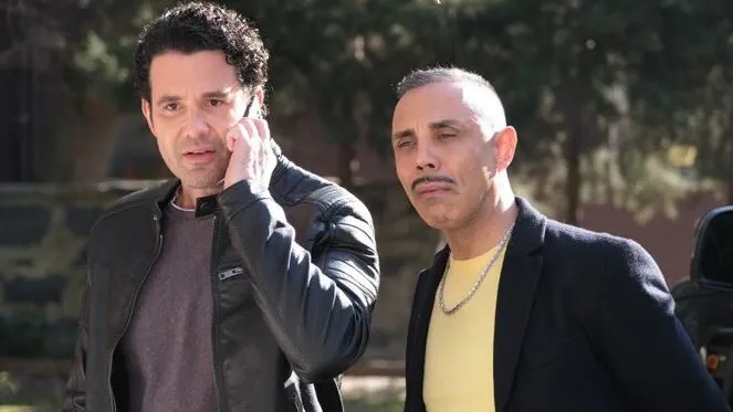 Keremcem, Sinan Çalışkanoğlu und Kaan Taşaner teilen dasselbe Schicksal in derselben Serie!