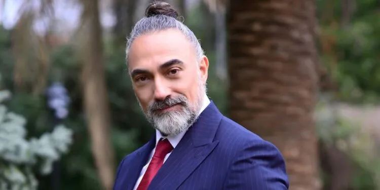 Selim Bayraktar ist wieder in der Serie mit einer ganz besonderen Rolle, die ihn zum Spielen animiert!