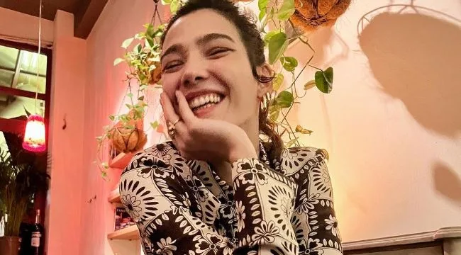 Nach dem Ende der Serie Sıfırıncı Gün kehrte Aybüke Pusat in ihre freien Tage zurück!