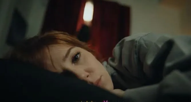 Elçin Sangus Peri-Figur in der TV-Serie Çöp Adam lässt das Publikum völlig anders fühlen!