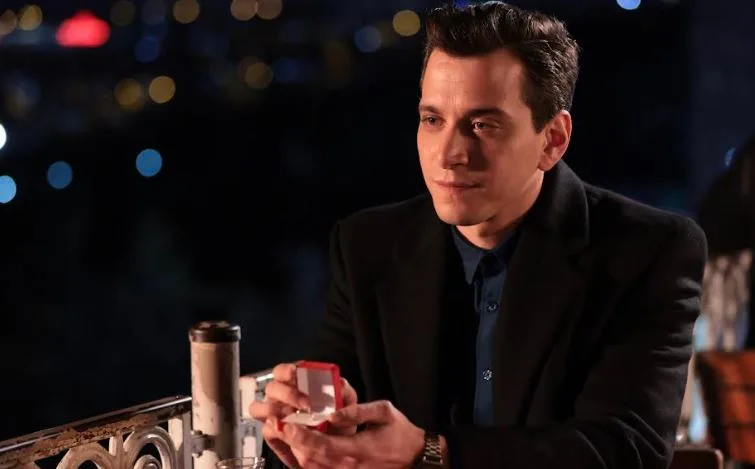 Selahattin Paşalı, der Hauptdarsteller der Ömer-Serie, strahlt in jeder Rolle!