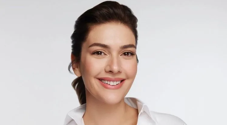 Bergüzar Korel kehrt nach langer Pause mit bombastischen Projekten an die Sets zurück!