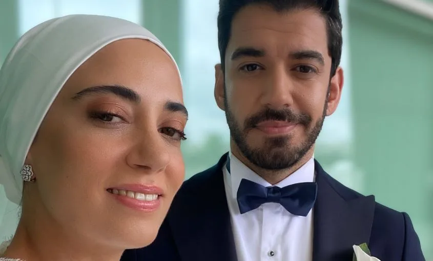 Ceren Karakoç und Serkan Tınmaz glänzen mit der Kızılcık Şerbeti-Serie und erleben die Wirkung davon sogar im Urlaub!
