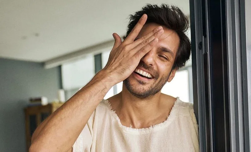 Serkan Çayoğlu sprach sehr selbstbewusst für seine neue Serie namens Kader Bağları!