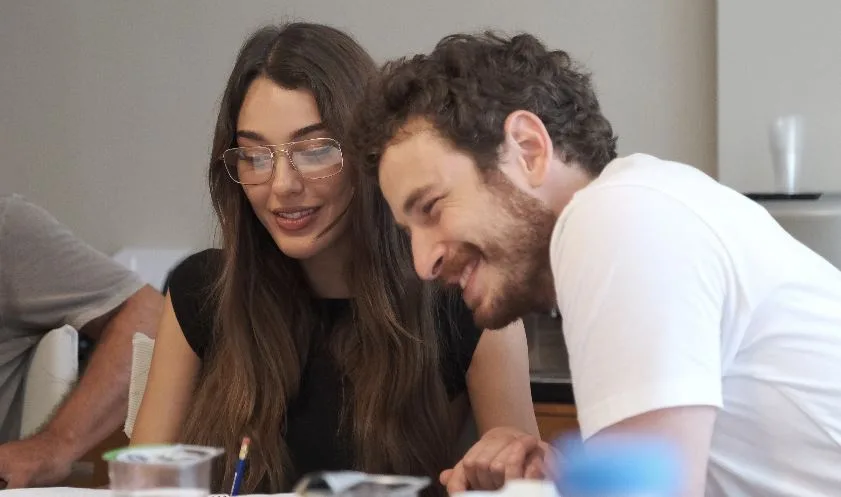 Die Dreharbeiten für den Liebesfilm von Dilan Çiçek Deniz und Cem Yiğit Üzümoğlu beginnen!