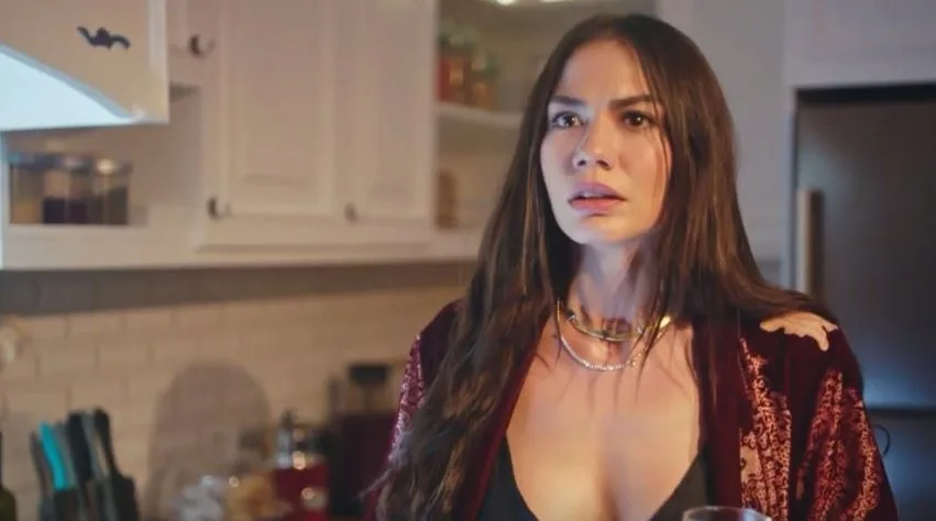 Demet Özdemirs große Veränderung in der TV-Serie Adım Farah wird alle überraschen!