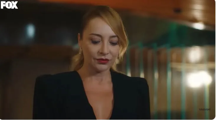 Dolunay Soyserts Worte in der Fernsehserie Yabani waren eine schmerzhafte Anspielung auf die Realität der Straßenkinder!