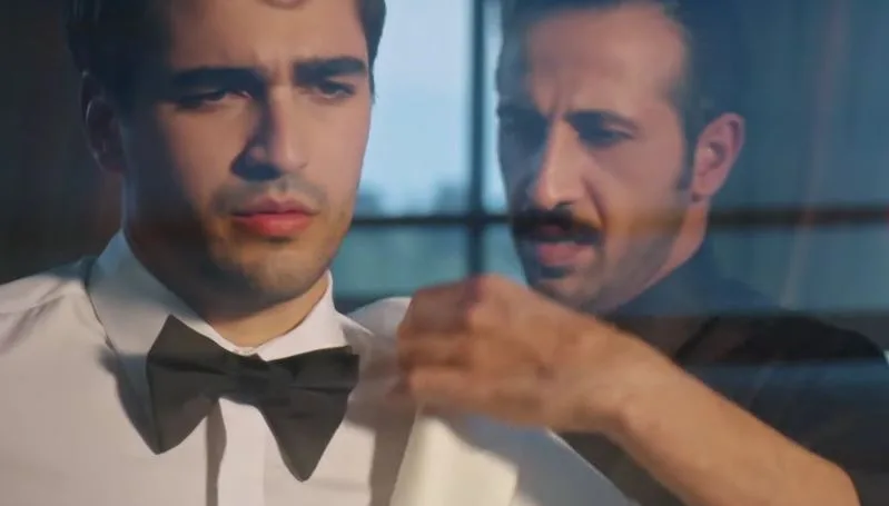 Ersin Arıcı ist überrascht, hier ist das Neueste vom Yalı Çapkını-Set!