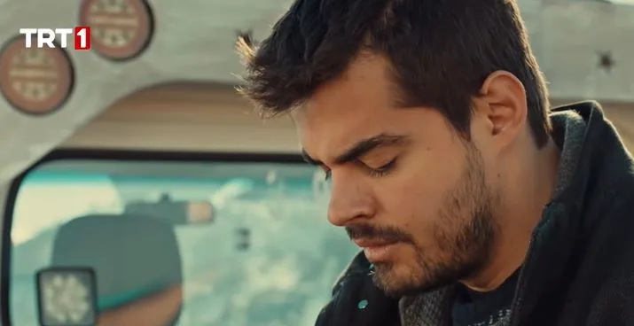 Berk Atan ist nach 6 Jahren wieder mit seinem ehemaligen Co-Star vereint!
