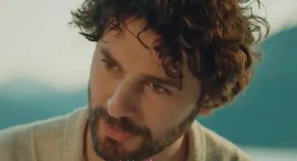 Birkan Sokullu sucht nach anderen Charakteren, er macht das mit Absicht!