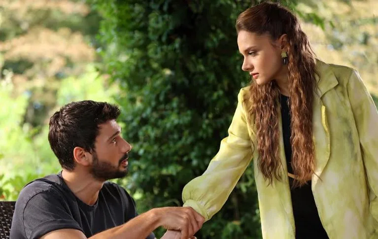 Die neue Serie von Miray Daner und Deniz Can Aktaş begann schlecht, geht aber gut weiter!