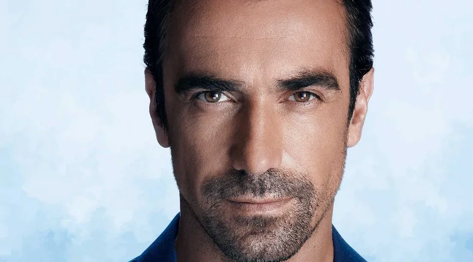 Die Fans von İbrahim Çelikkol erleben wieder einmal die Spannung einer Serie, die für Furore sorgen wird!