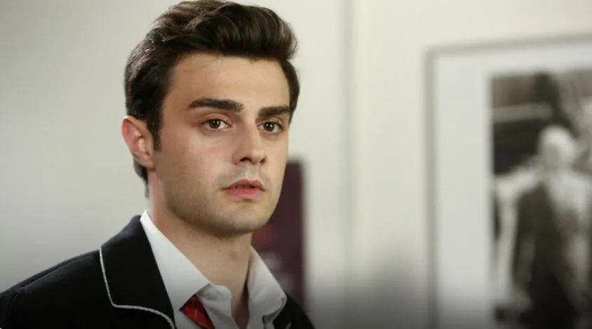 Als Doruk die Fernsehserie Kardeşlerim verließ, wurde Bilal Yiğit Koçak mit einer größeren Verantwortung belastet!