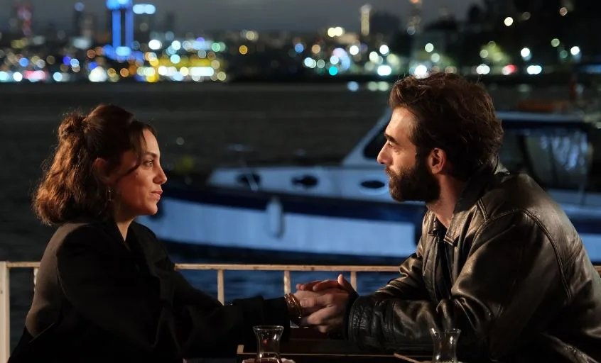 İlker Kaleli und Öykü Karayel werden mit der umbenannten Kara-Serie ein starkes Comeback feiern!