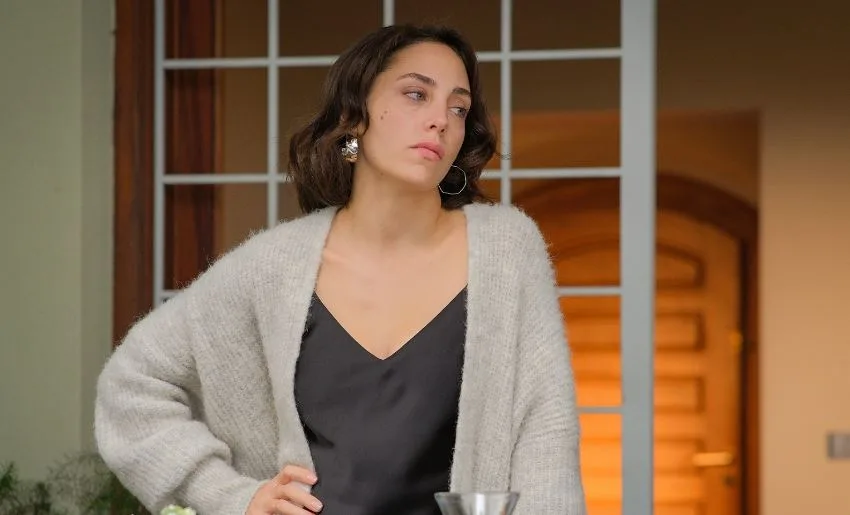 Wer eine starke Frau im Fernsehen sehen möchte, wird Öykü Karayel mit Bewunderung sehen!