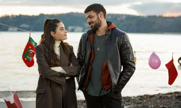 Die TV-Serie Yabani wächst im Ausland, Halit Özgür Sarı verfolgt die Entwicklung aufmerksam!