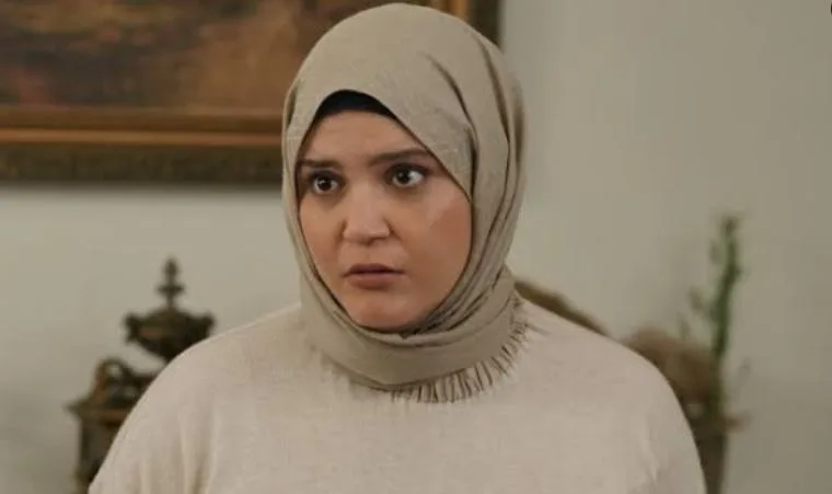 Feyza Civelek erregte in der TV-Serie Kızılcık Şerbeti! das Interesse der sozialen Medien!