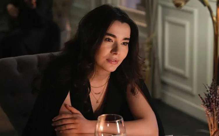 Die Figur von Oylum in der TV-Serie Aldatmak lässt Feyza Sevil Güngör verschiedene Emotionen erleben!