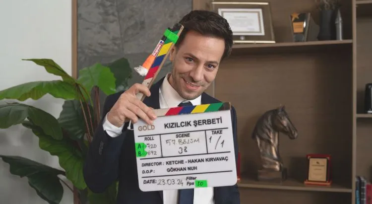 Kaan Taşaners Ankunft in der Kızılcık Şerbeti-Serie wird die Fans von Sıla Türkoğlu am meisten begeistern!