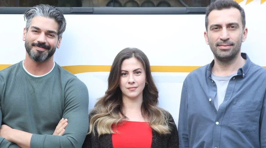 Berühmte Namen wie Sinem Kobal, Uraz Kaygılaroğlu und Şükrü Özyıldız kamen für eine neue Serie zusammen!