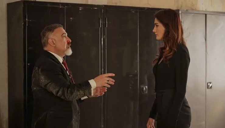 Neslihan erfuhr in der Fernsehserie Teşkilat die Wahrheit über ihren Vater