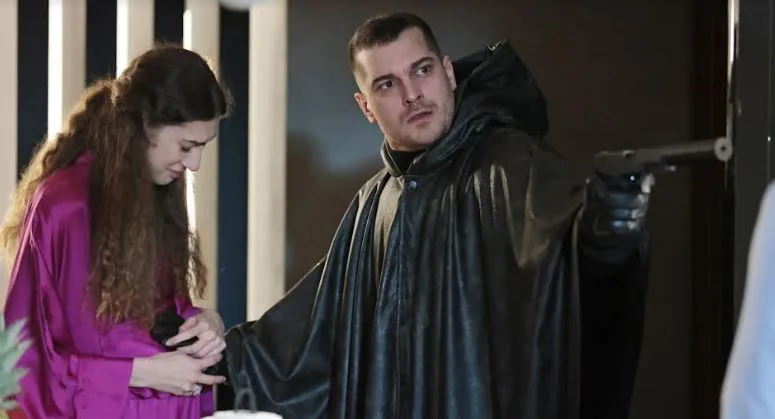 Sind die TV-Serien „Gaddar“ und „Çağatay Ulusoy“ einer falschen Planung zum Opfer gefallen?